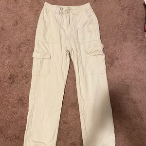 Creamish Cargo jeans